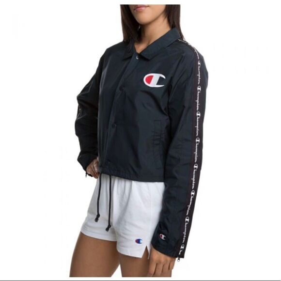 ‎NWT Champion crop coaches jacket women’s M - Picture 1 of 10